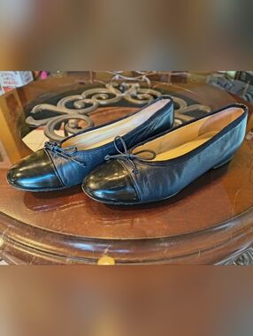 Vintage Talbots Flats